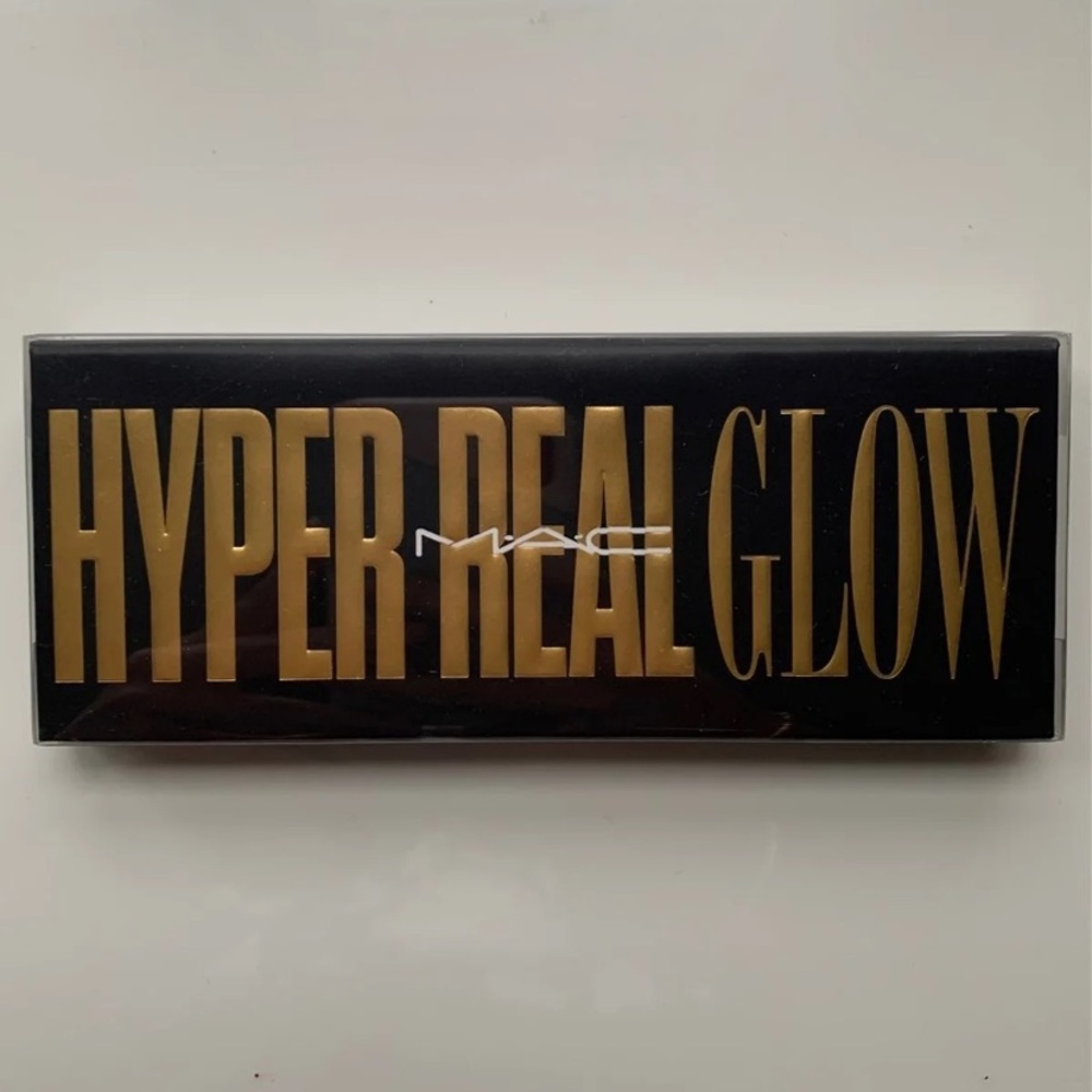 MAC get it glowin hyper real